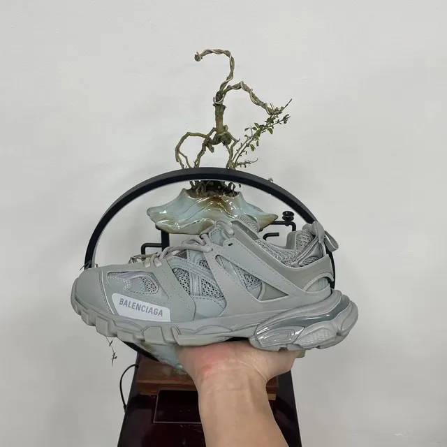 Balenciaga Track Trainer Tênis Monocromático Cinza Chunky 4