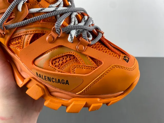 Balenciaga Track Trainer حذاء رياضي برتقالي كبير 2