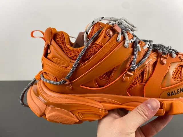 Balenciaga Track Trainer حذاء رياضي برتقالي كبير 3