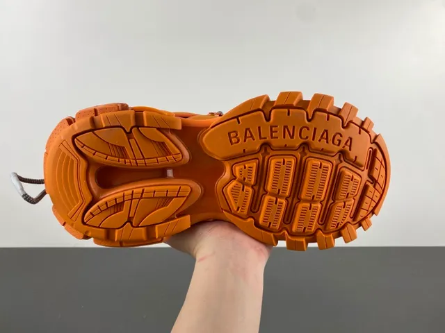 Balenciaga Track Trainer حذاء رياضي برتقالي كبير 9