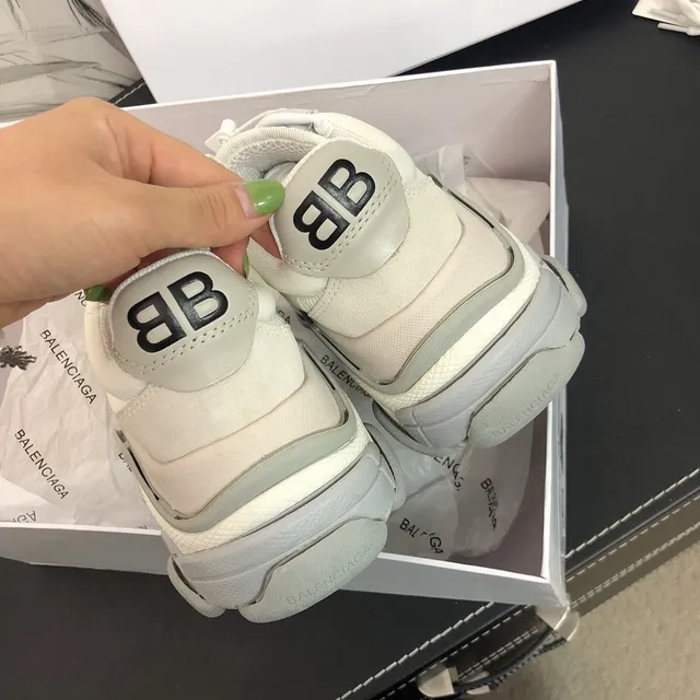 Balenciaga Triple S Baskets Chunky Beige Gris Blanc 4