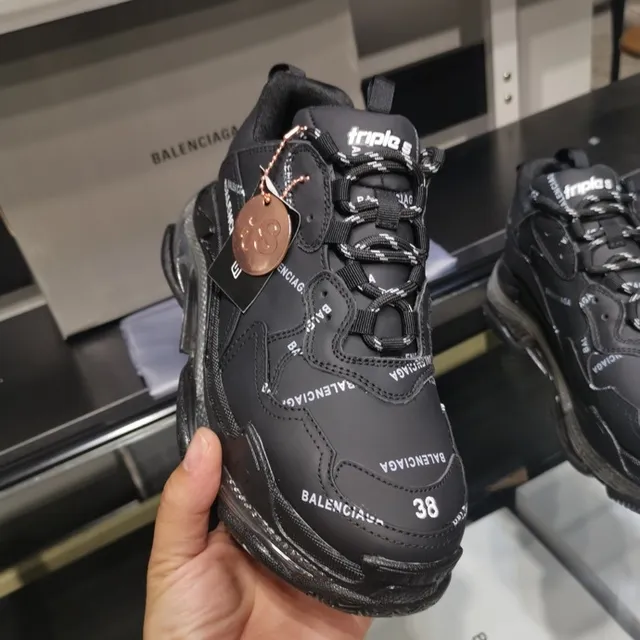 Balenciaga Triple S Baskets Chunky Noires 3