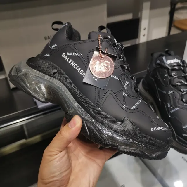 Balenciaga Triple S Baskets Chunky Noires 5