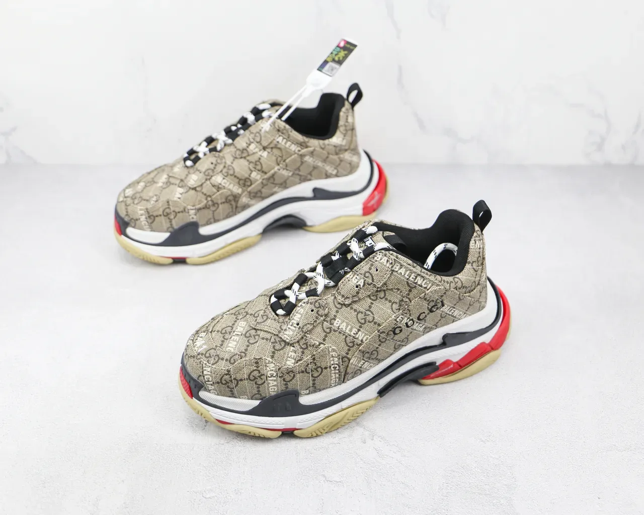 Balenciaga Triple S Monogram Beige Red Gum Chaussures Chunky 3