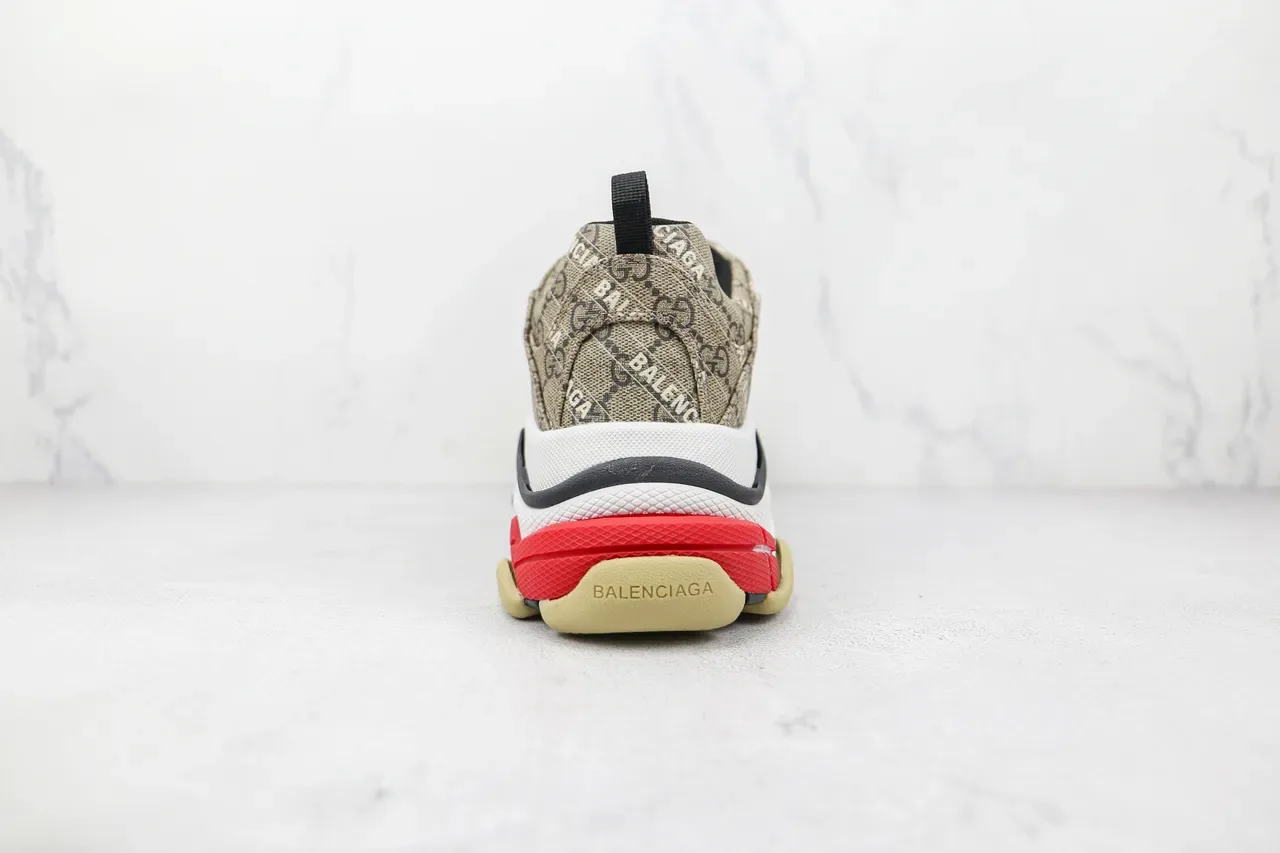 Balenciaga Triple S Monogram Beige Red Gum Chaussures Chunky 8