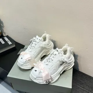 Balenciaga Triple S أبيض وردي قاعدة كبيرة الحجم علوة نسيج مطبوعة بنمط الرباط أحذية كاجوال سميكة