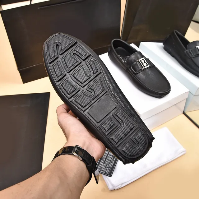 Balmain B-Court Mocassins de couro preto granulado 4