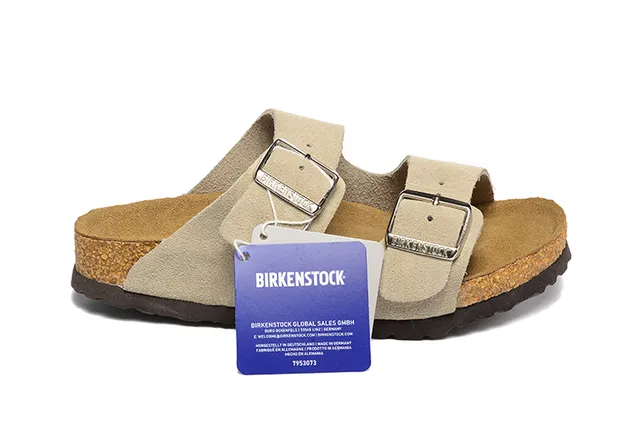 Birkenstock Arizona Beige Suede-Like Two-Strap Sandales Casuales 6