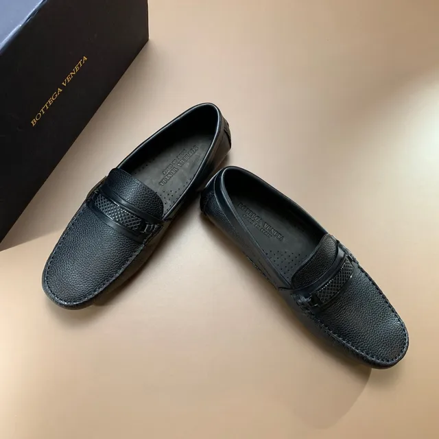 Bottega Veneta Andiamo mocassins de couro preto granulado 4