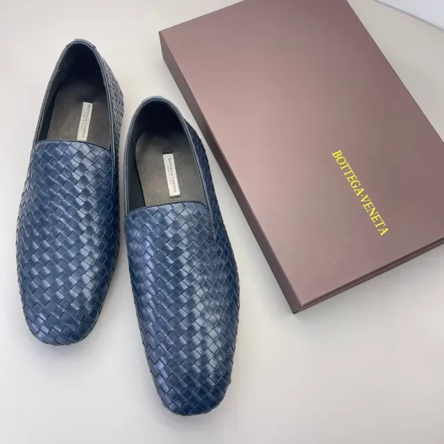 Bottega Veneta Andiamo Woven Intrecciato নেভি ব্লু লুফার্স 4