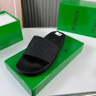Bottega Veneta Black Ribbed Strap Slide Slippers
