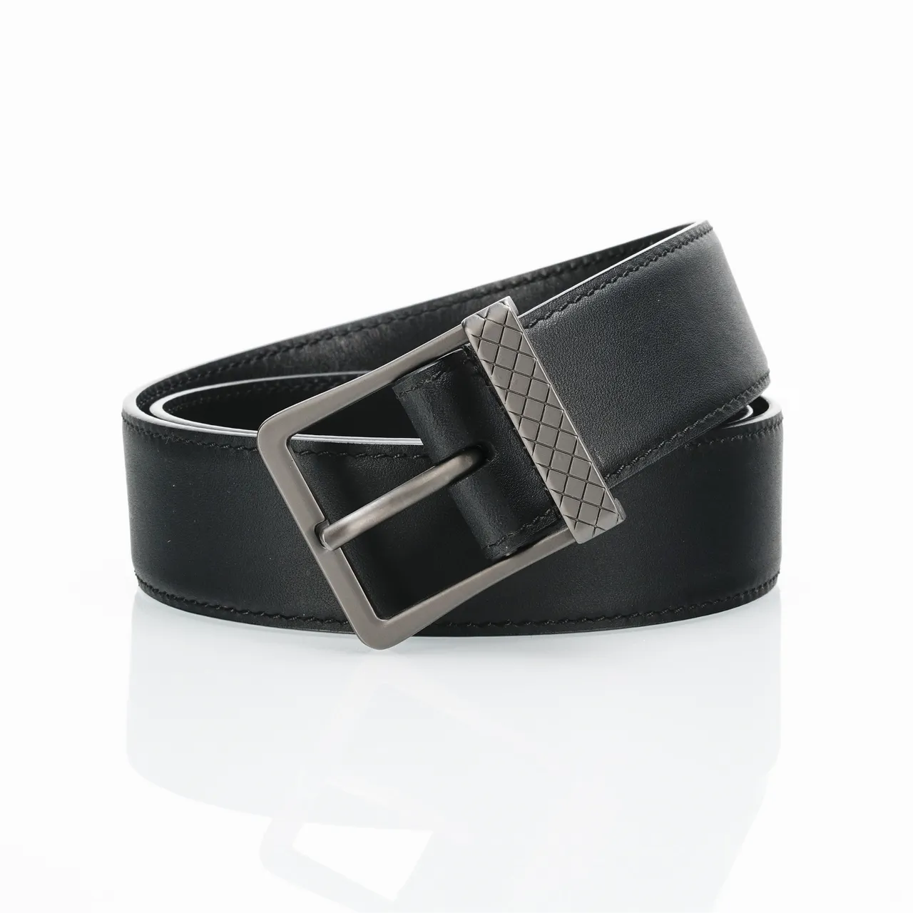 Bottega Veneta Cassette Black Leather Belt 4