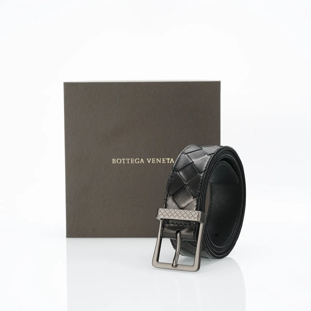 Bottega Veneta Cassette Intrecciato Ceinture en cuir noir 6
