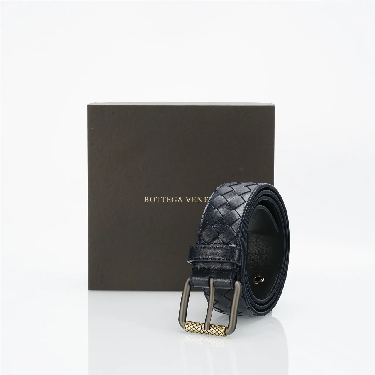 Bottega Veneta Cassette Intrecciato Cinto de couro preto 6