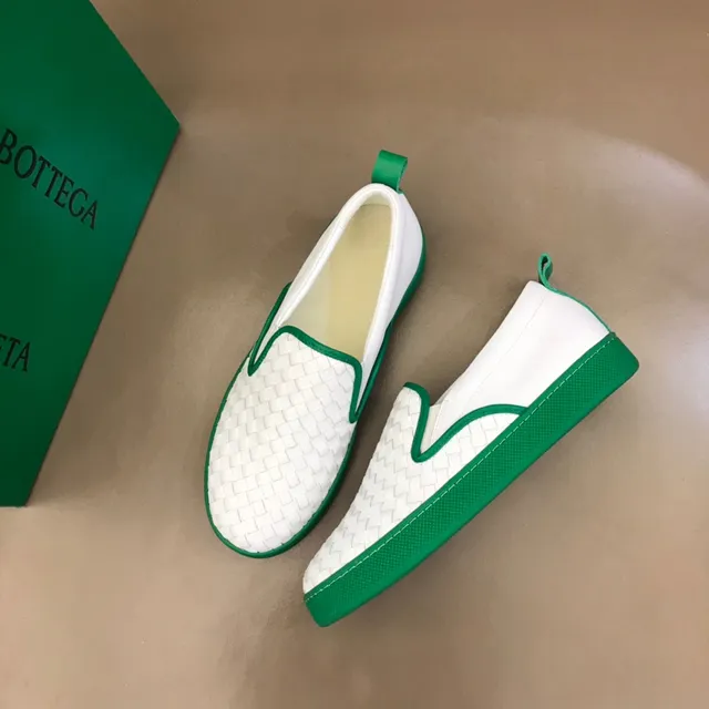 Bottega Veneta Cassette Loafer সাদা ও সবুজ Intrecciato স্লিপ-অন লোফার 8
