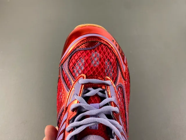 Bottega Veneta Cassette Tênis Lifestyle Metálicos Vermelho e Roxo 5
