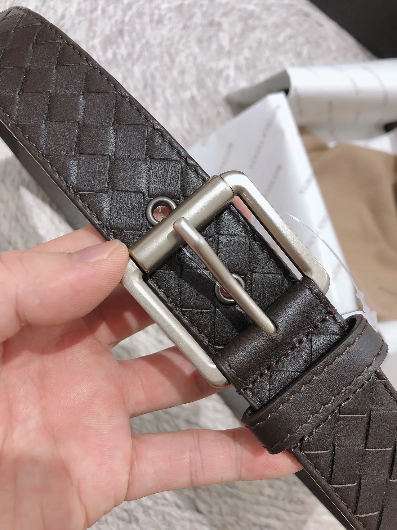 Bottega Veneta Intrecciato حزام بني فضي محبوك مستطيل مشبك جلدي حزام 7