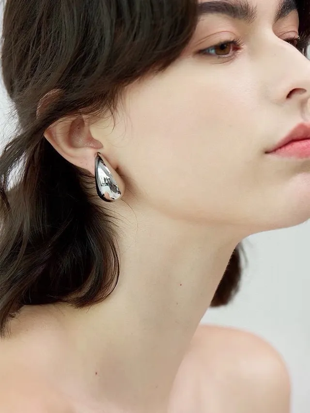 Bottega Veneta Boucles d'oreilles Sardine Gouttes Polies en Or et Argent 8