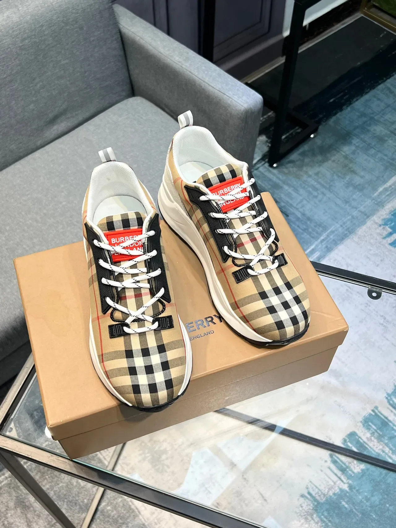 Burberry Beige Noir Vintage Check Tissu Supérieur Semelle Épaisse Gomme Blanche Chunky Sneakers 4