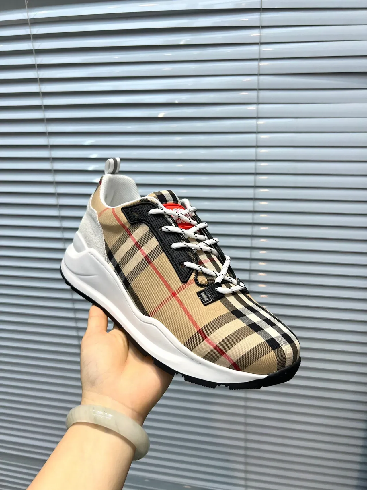 Burberry Beige Noir Vintage Check Tissu Supérieur Semelle Épaisse Gomme Blanche Chunky Sneakers 5