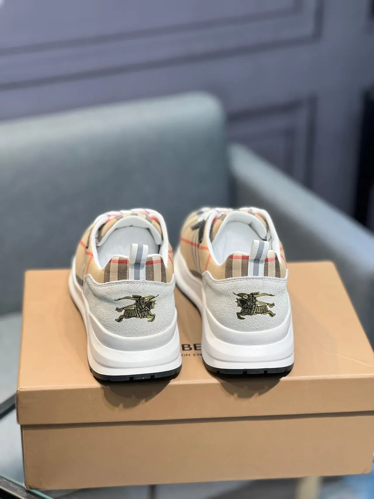 Burberry Beige Noir Vintage Check Tissu Supérieur Semelle Épaisse Gomme Blanche Chunky Sneakers 7