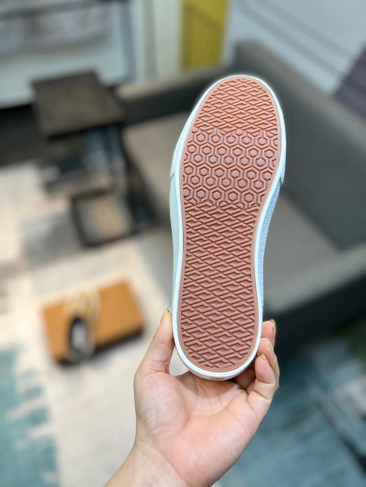 Burberry Chaussures mules en textile beige blanc à carreaux sans talon 9