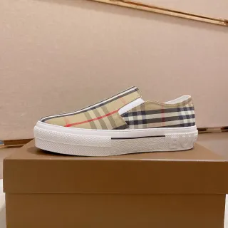Burberry Beige White Slip-On Platform Sole Lifestyle Sneakers