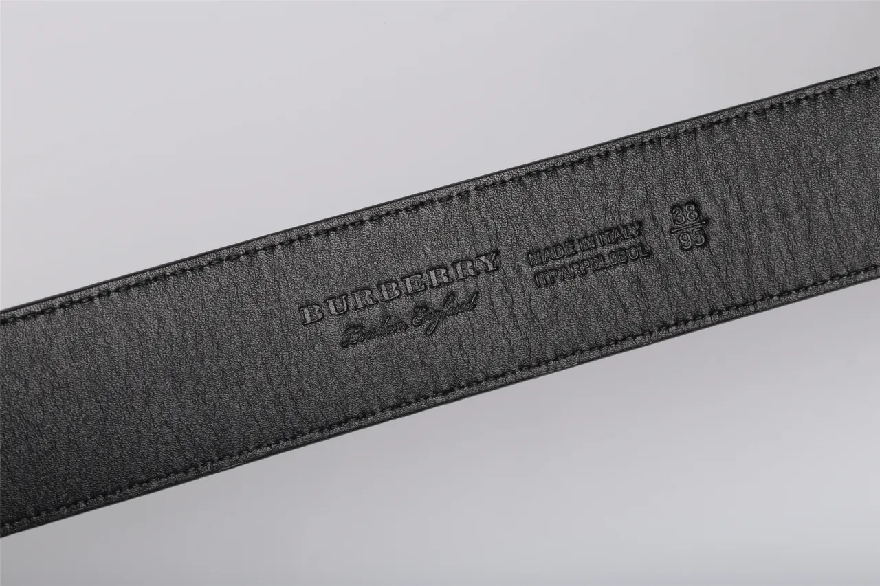 Burberry Noir Marine Rectangulaire Boucle Métal Poli Plaque de Marque Gravée Ceinture en Cuir 5