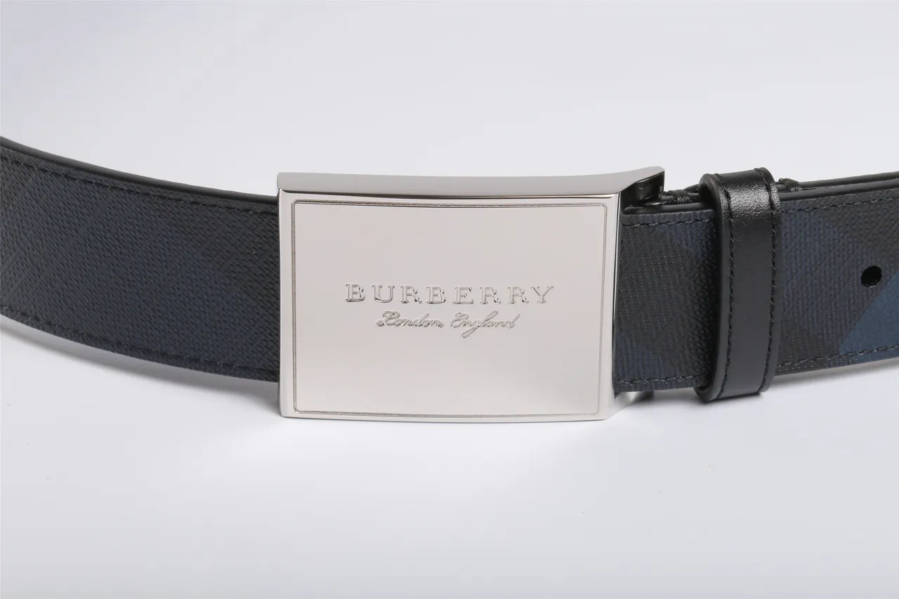 Burberry Noir Marine Rectangulaire Boucle Métal Poli Plaque de Marque Gravée Ceinture en Cuir 7