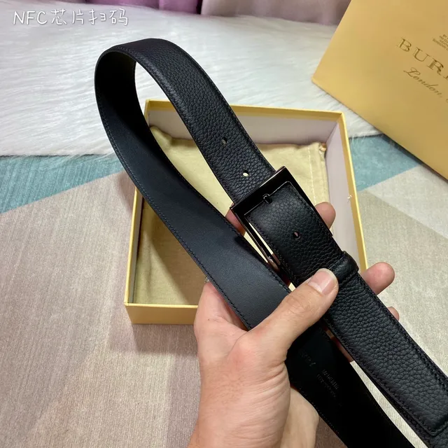 Burberry Black Silver Pebbled Reversible Leather Belt 4