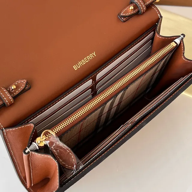 Burberry Brown Beige Flap-Top Two-Tone Crossbody Bag 3