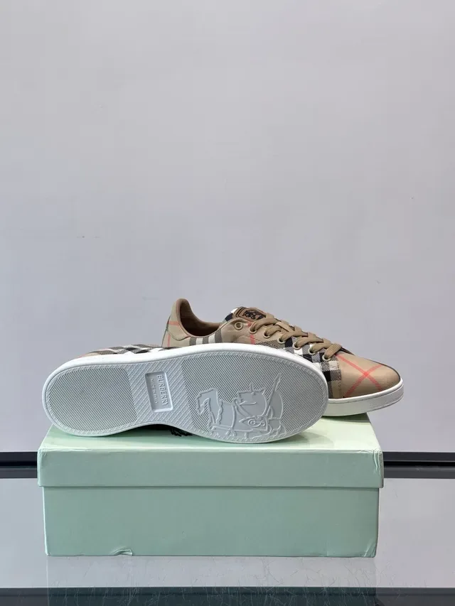 Burberry Knight Archive Beige à carreaux sneakers lifestyle 2