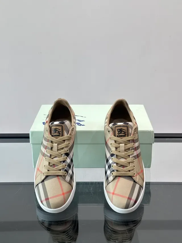 Burberry Knight Archive Beige à carreaux sneakers lifestyle 4