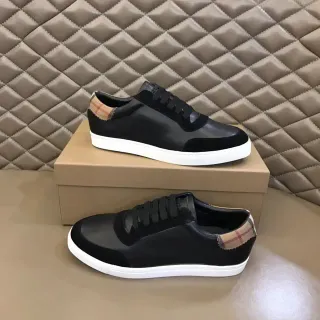 Burberry Knight Black and House Check Lifestyle Sneakers
