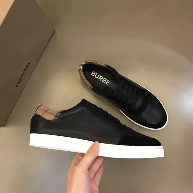 Burberry Knight Black e House Check tênis lifestyle 4