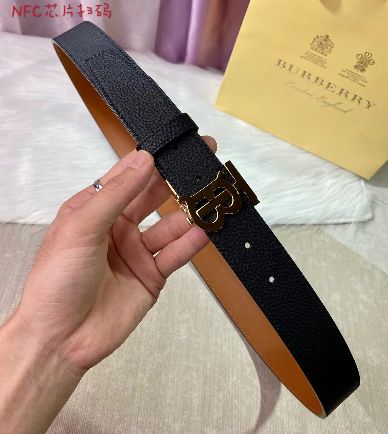 Burberry Knight Noir Marron Pebbled Doré TB Monogramme Boucle Ceinture en cuir 3