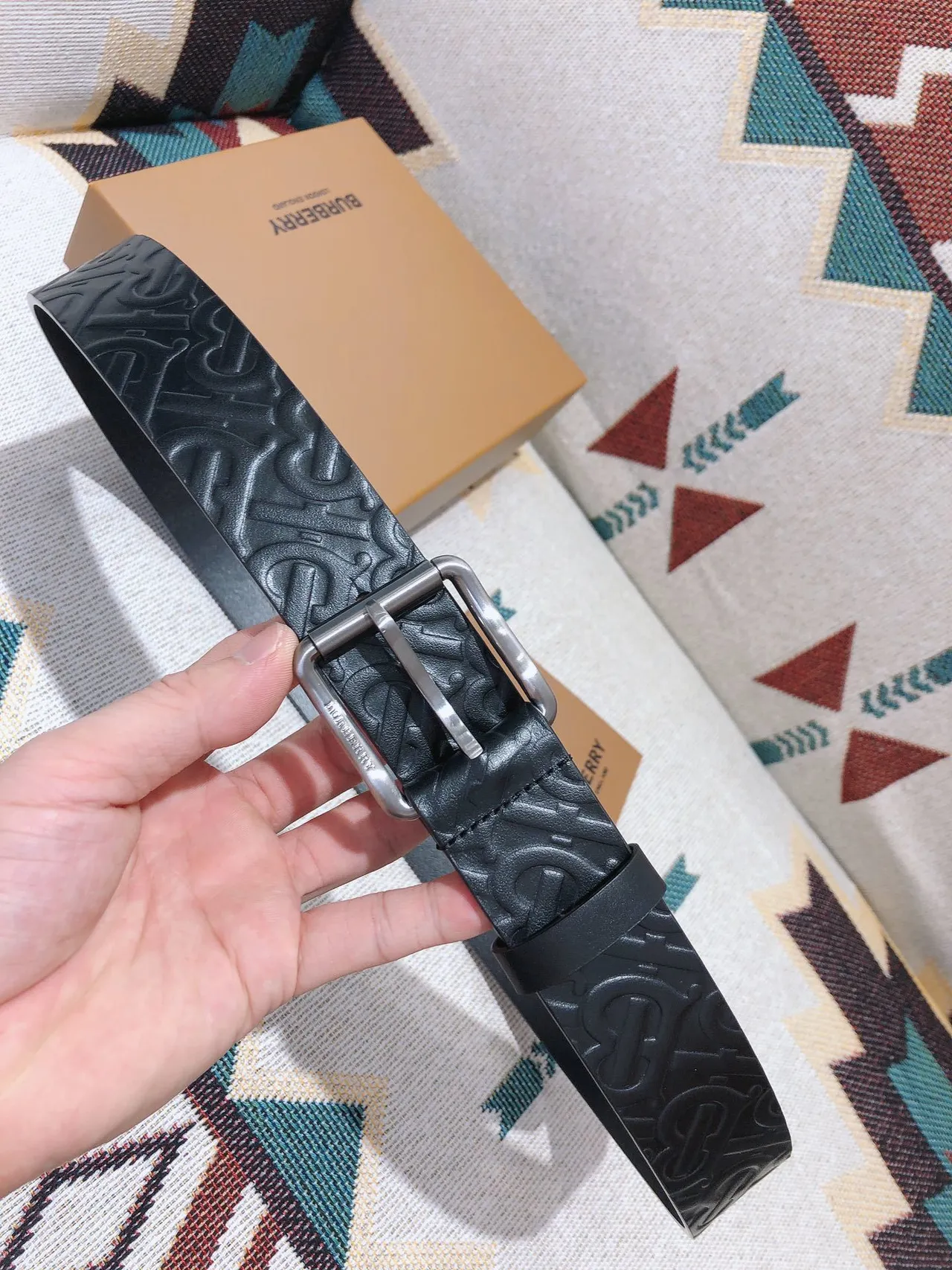 Burberry Knight Black Silver Embossed Monogram Buckle Leather Belt 8