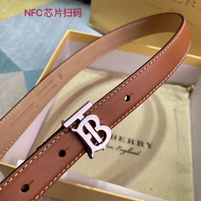 Burberry Chevalier Brun Beige Étroite Surjet Contraste Ceinture en cuir 8