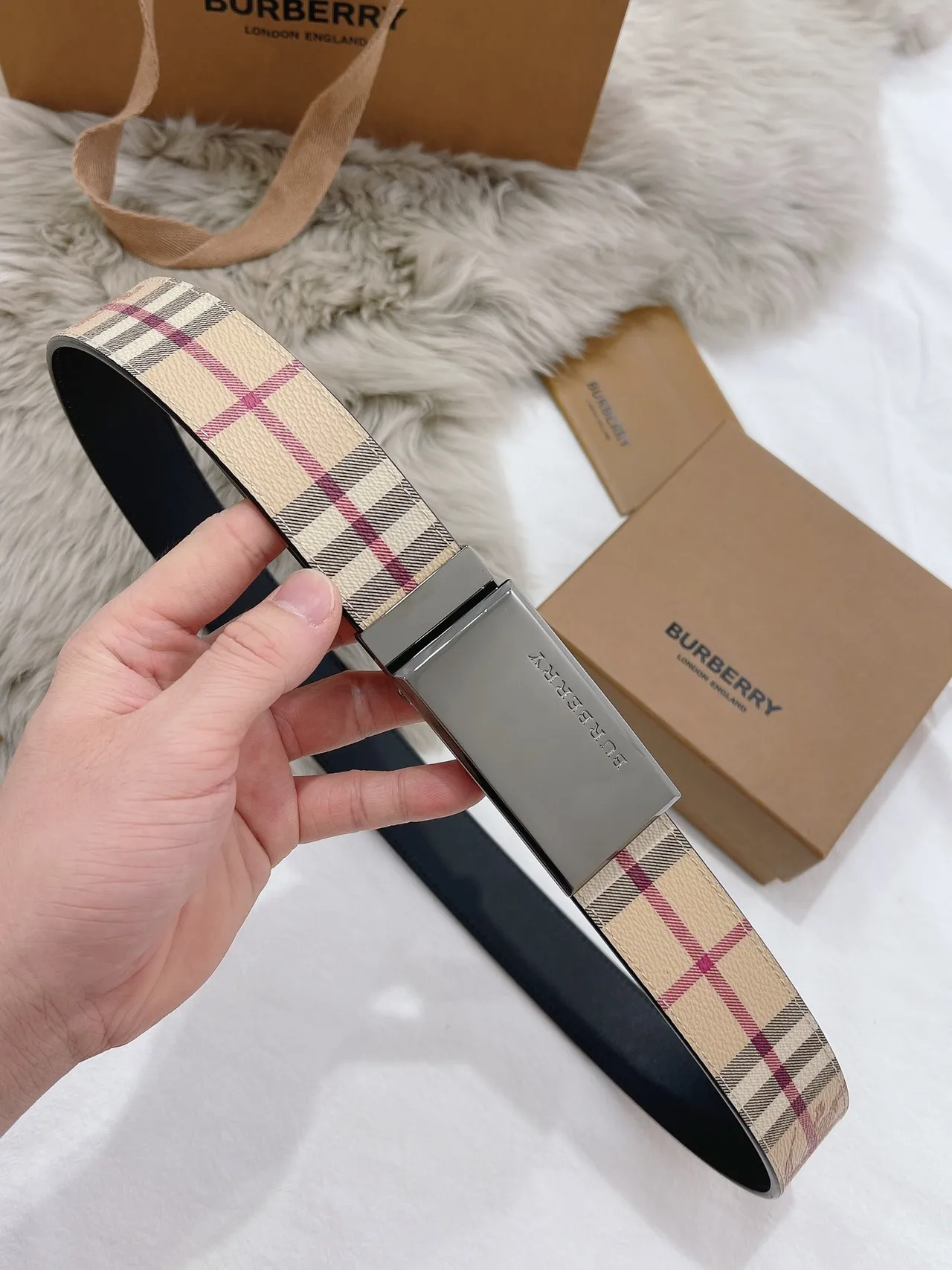Burberry Knight Check Pattern Beige and Black Leather Belt 8