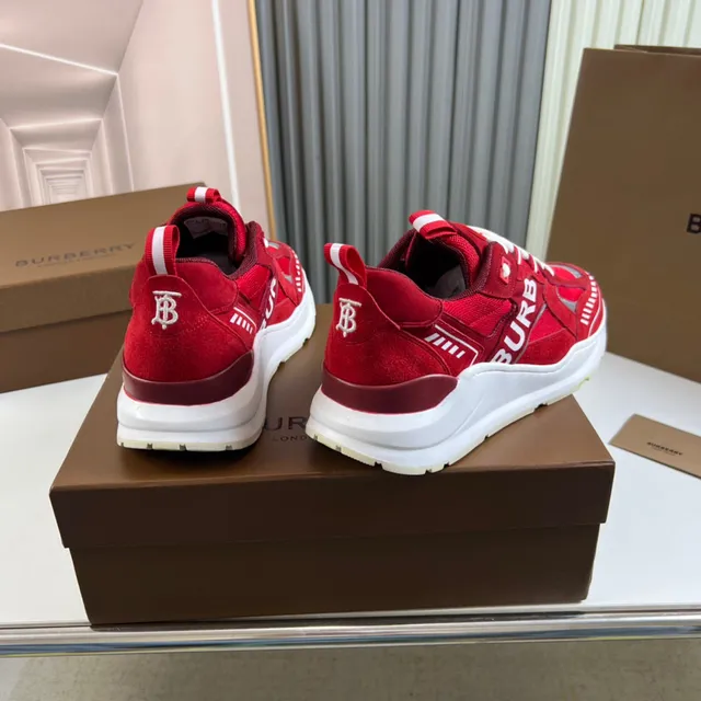 Burberry Knight Red White Sole Mixed-Material Upper Chunky Sneakers 6