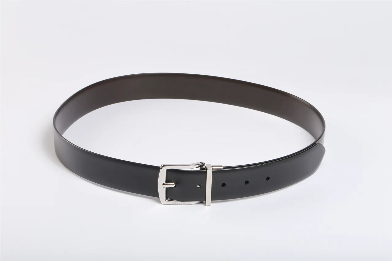 Burberry Knight Reversible Black Leather Belt 3