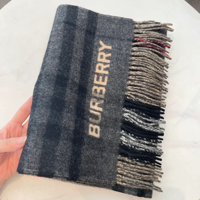 Burberry Nova Check Écharpe en Cachemire Gris Charbon 4