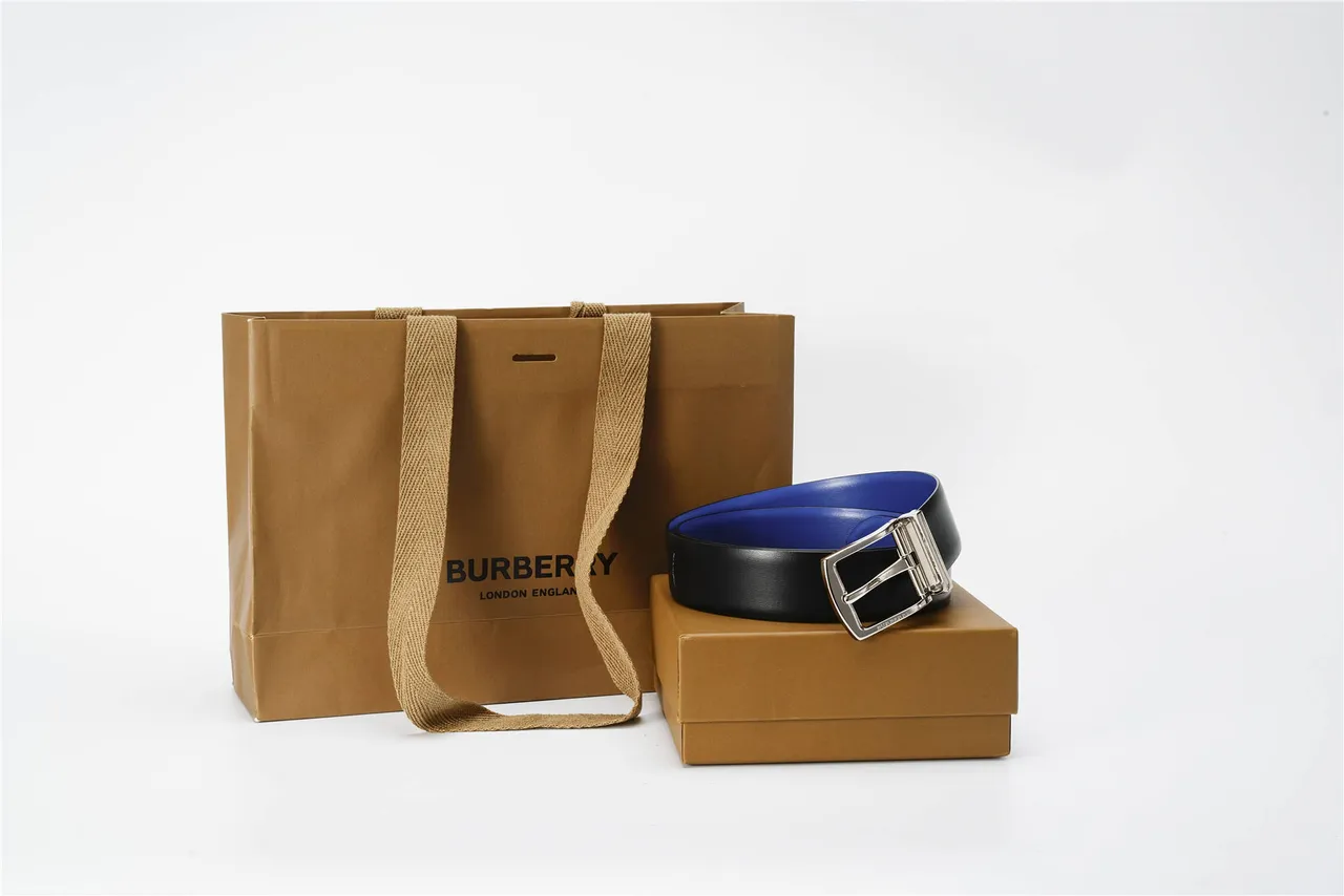 Burberry Reversible Belt Black Blue Two-Tone Leather Belt 6
