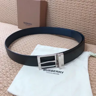 Burberry Reversible Black and Navy Leather Belt