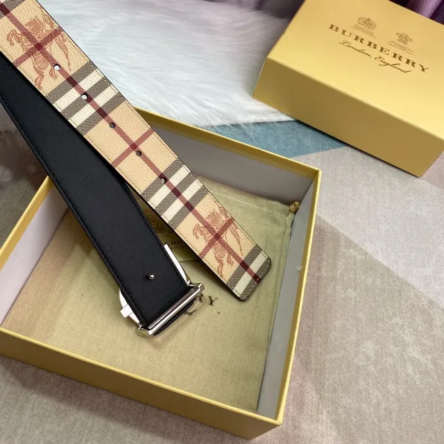 Burberry TB Ceinture Beige Rouge Noir à Carreaux en Cuir 5