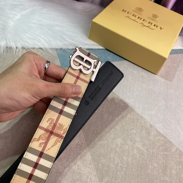 Burberry TB Ceinture Beige Rouge Noir à Carreaux en Cuir 7