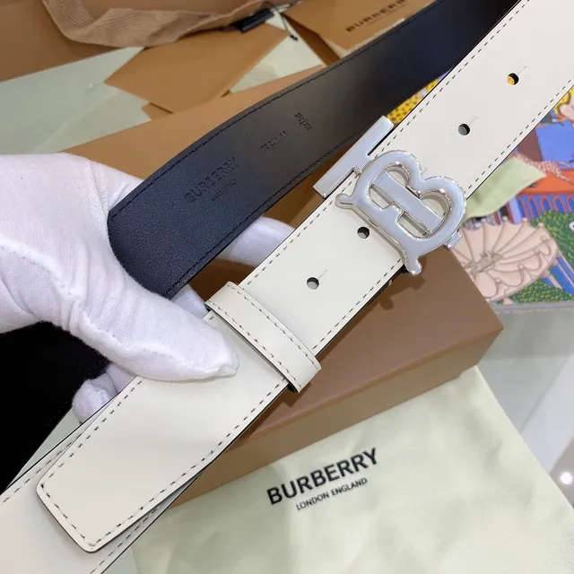 Burberry TB Belt حزام جلد أبيض مصفر وأسود قابل للعكس 2
