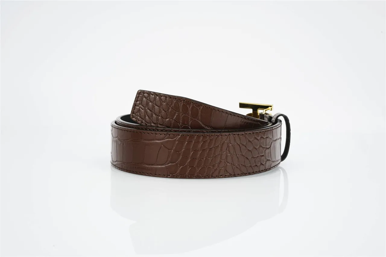 Ceinture Burberry TB Monogram en cuir marron avec boucle crocodile embossée en or 5
