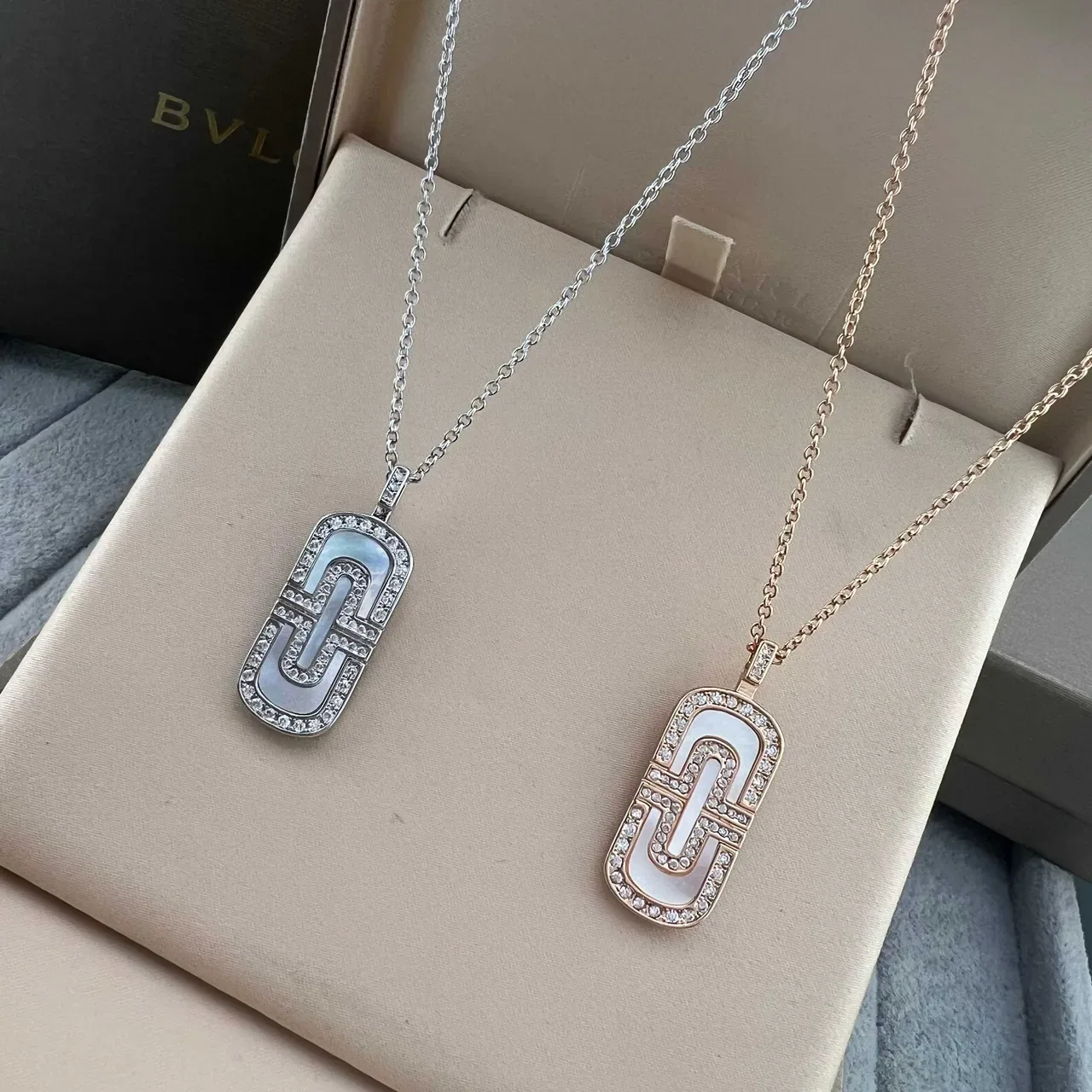 Bvlgari B.zero1 Geometric Mother-of-Pearl and Pavé Necklace 5