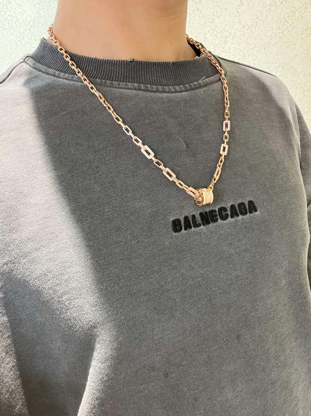 Bvlgari B.zero1 Or Rose et Céramique Blanche Collier de Diamants 2